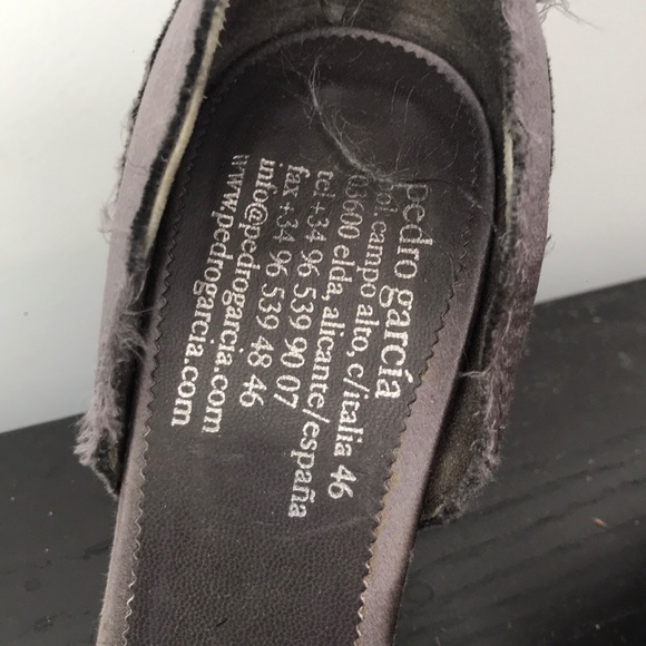 Pedro Garcia silk satin gunmetal heels - Picture 2 of 7